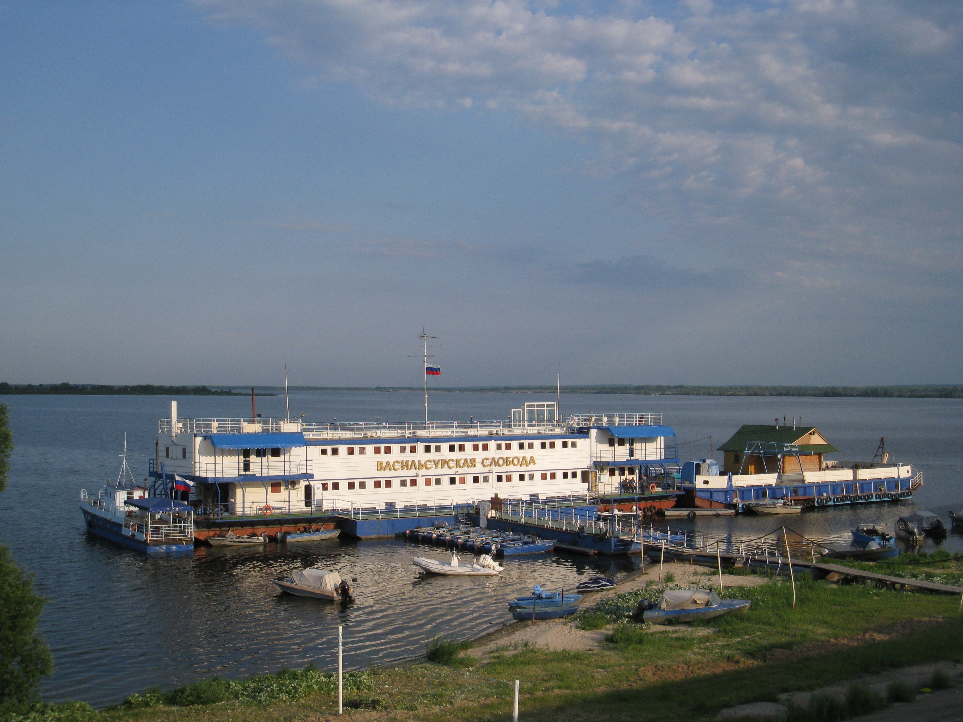 По рыболовным местам Чебоксарского  водохранилища.